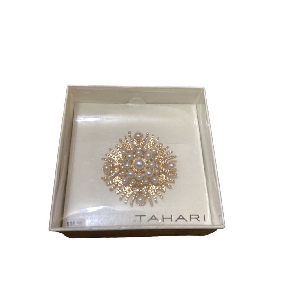New Faux Gold and Pearl Pin
